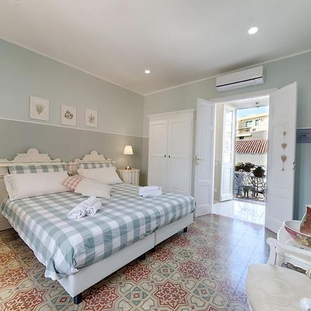 Casa Satta 1925 Hotell Olbia Eksteriør bilde