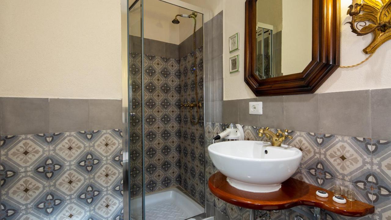 Casa Satta 1925 Hotell Olbia Eksteriør bilde