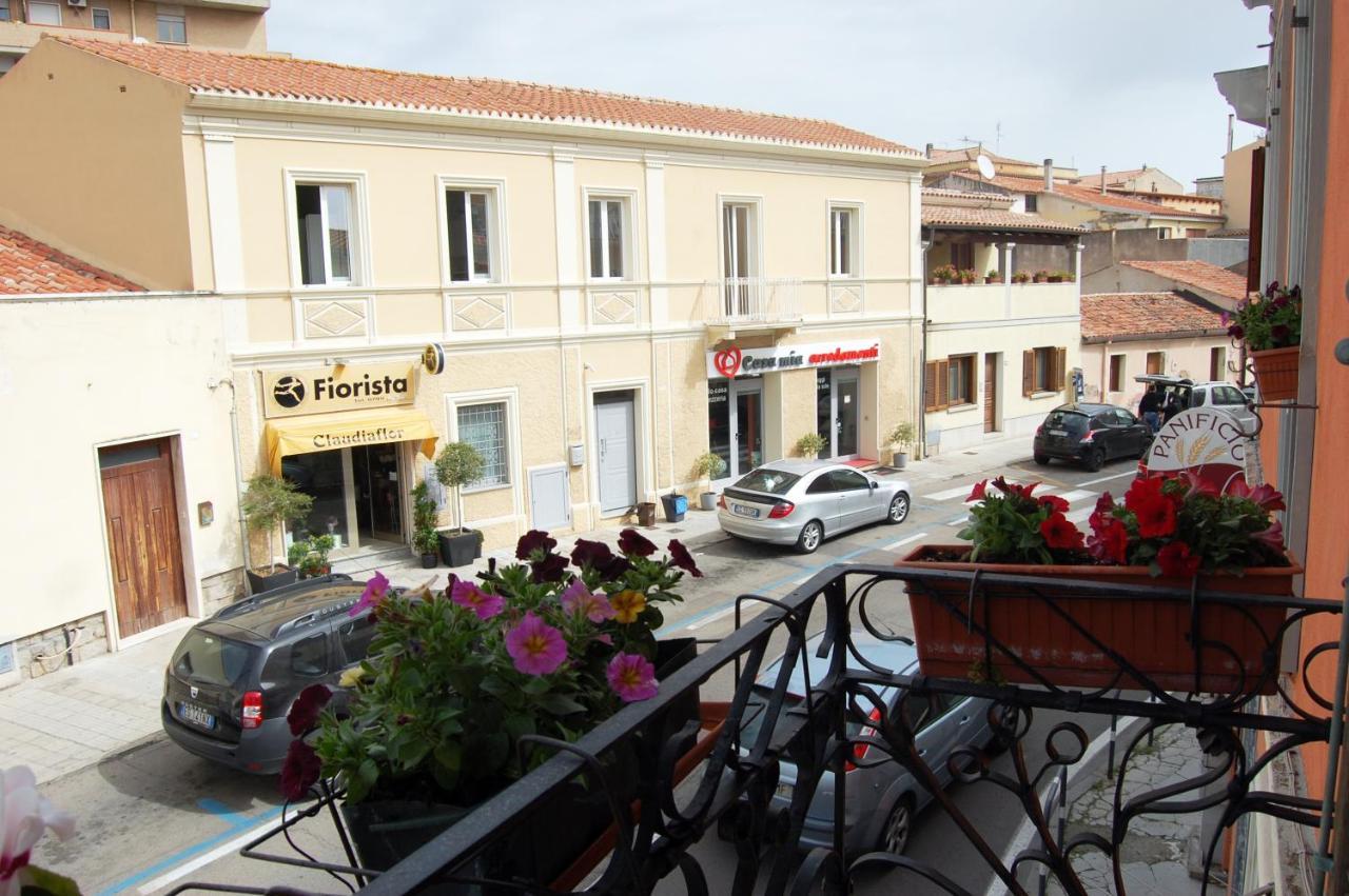 Casa Satta 1925 Hotell Olbia Eksteriør bilde