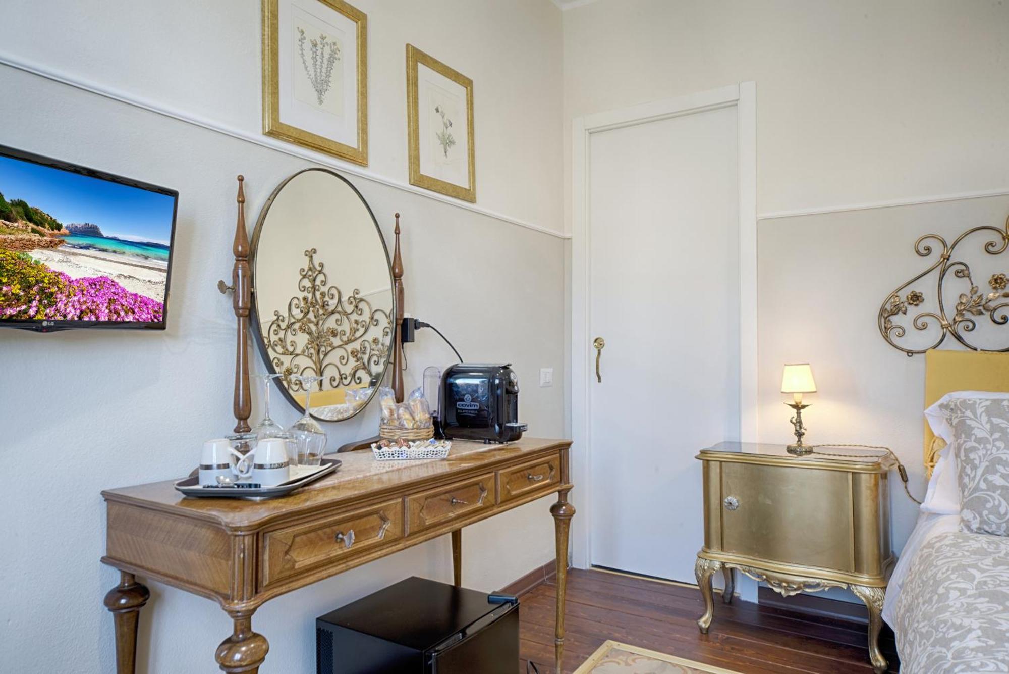 Casa Satta 1925 Hotell Olbia Eksteriør bilde